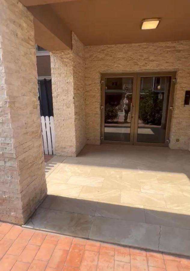 Apartament Beauty Smarald By Cosmopolis Stefanestii de Jos Exterior photo